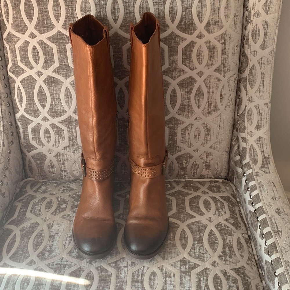 Jessica Simpson 👢